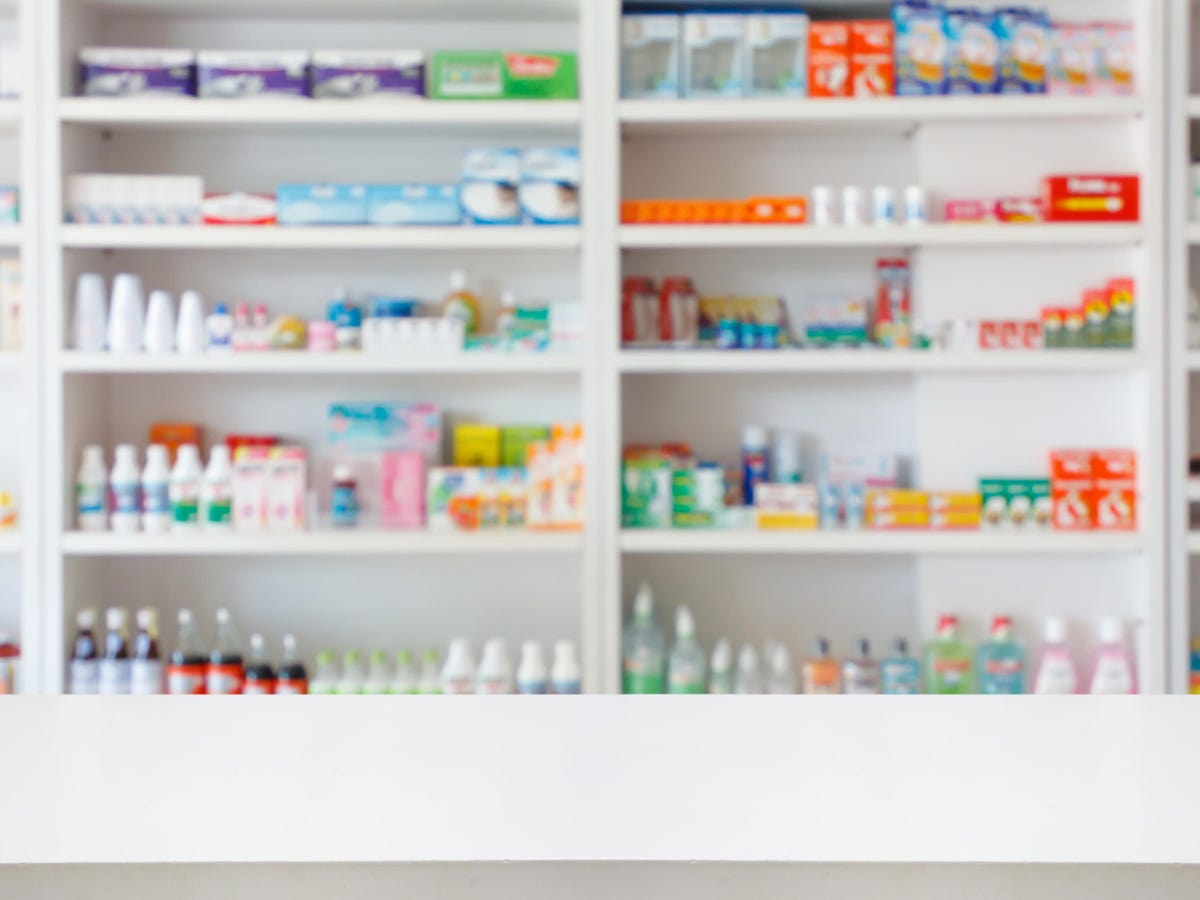 Healthcare pharmacy storage