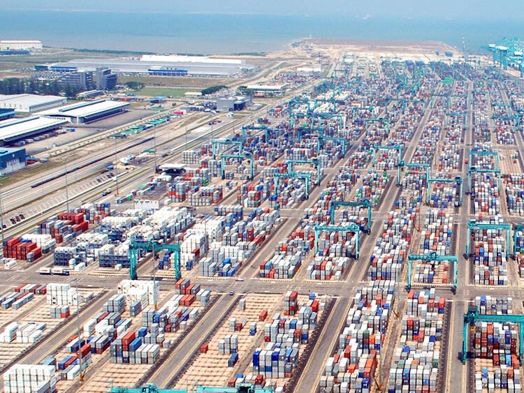 Seaport container terminal