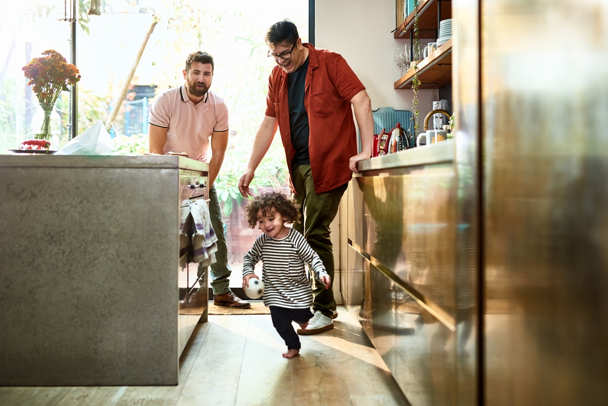 family-having-fun-in-the-kitchen family-having-fun-in-the-kitchen