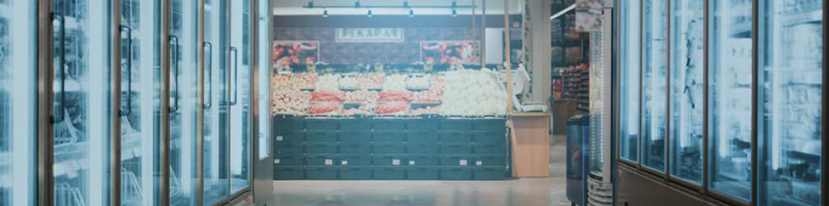 Tienda de conveniencia con que usa refrigeración comercial A2L