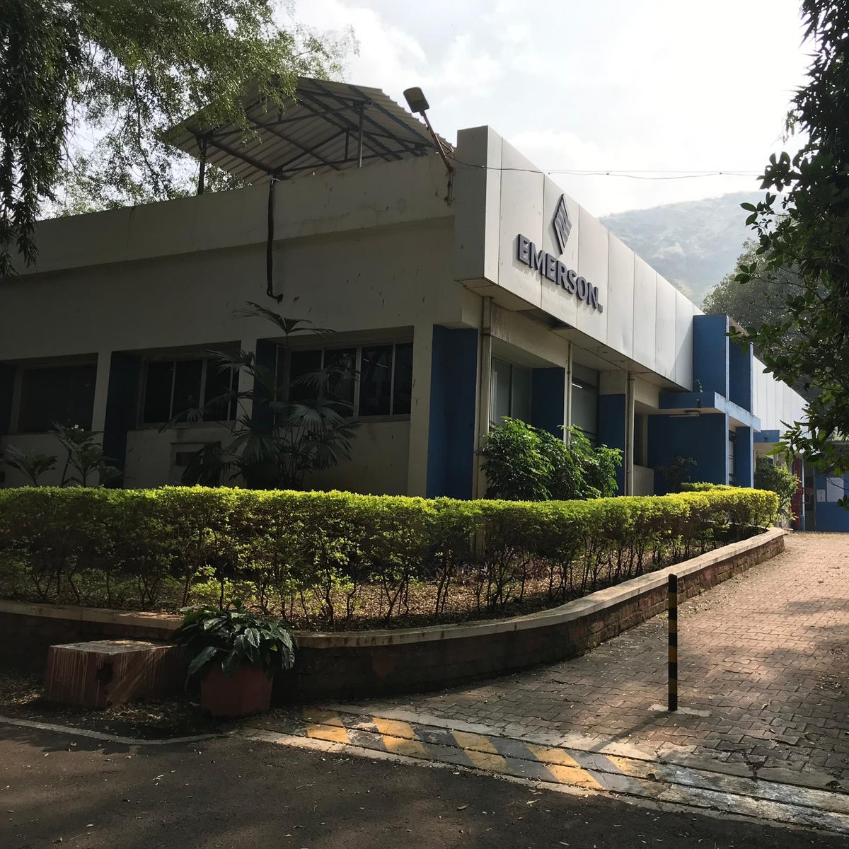 India-Karad Engineering Center-Lab