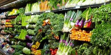 Supermarket vegetable display