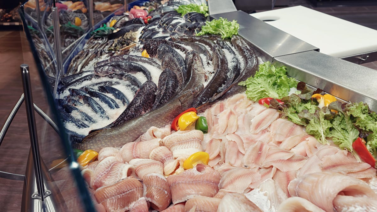 frozen seafoods display